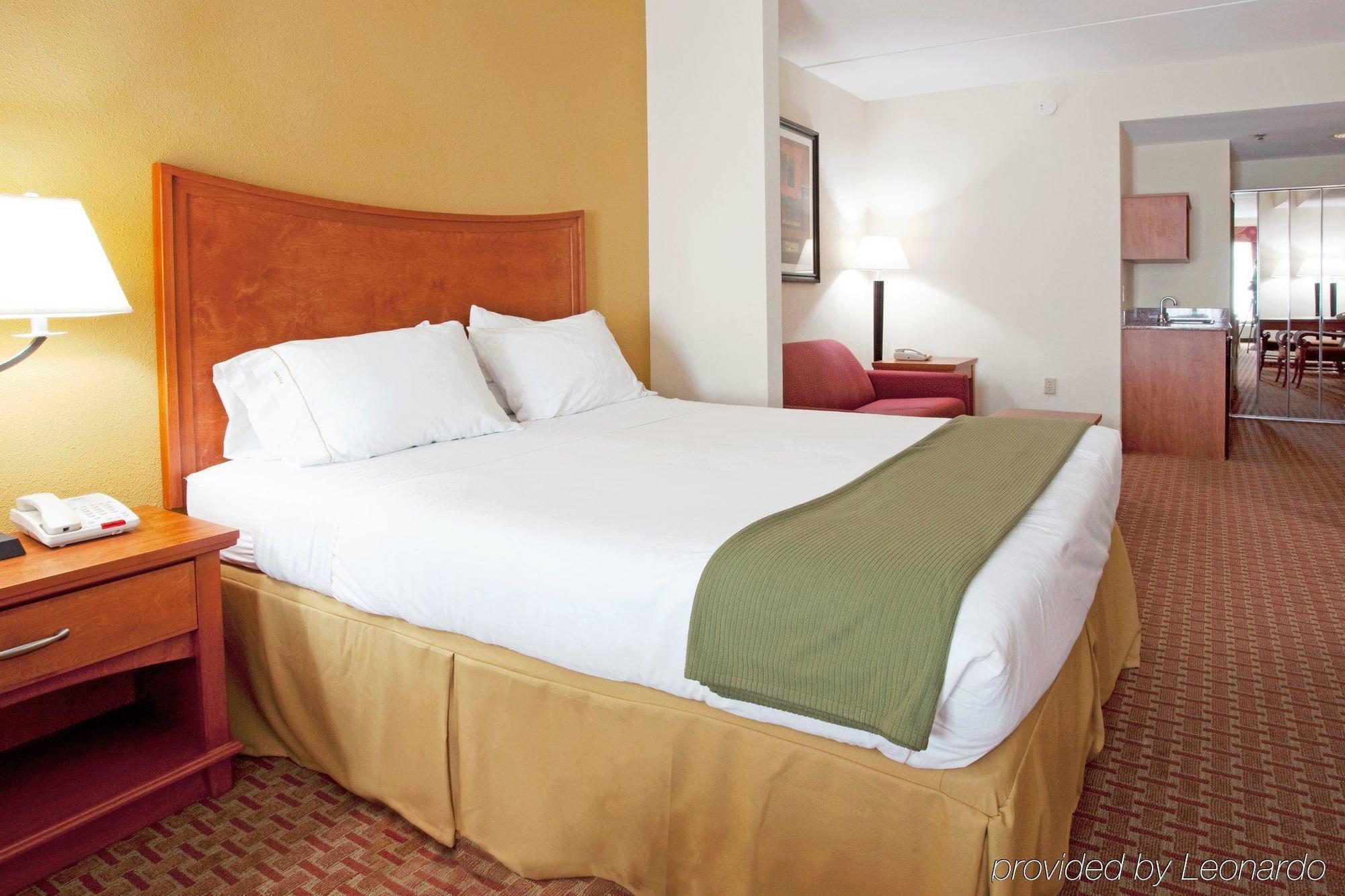 Holiday Inn Express Hotel & Suites Jacksonville North-Fernandina By Ihg Yulee Bilik gambar
